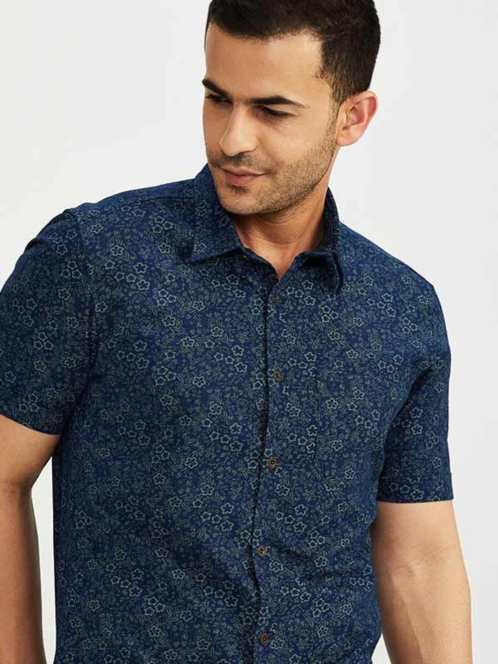 Buy Men Printed Half Sleeve Cotton Shirt Online | Indian Terrain