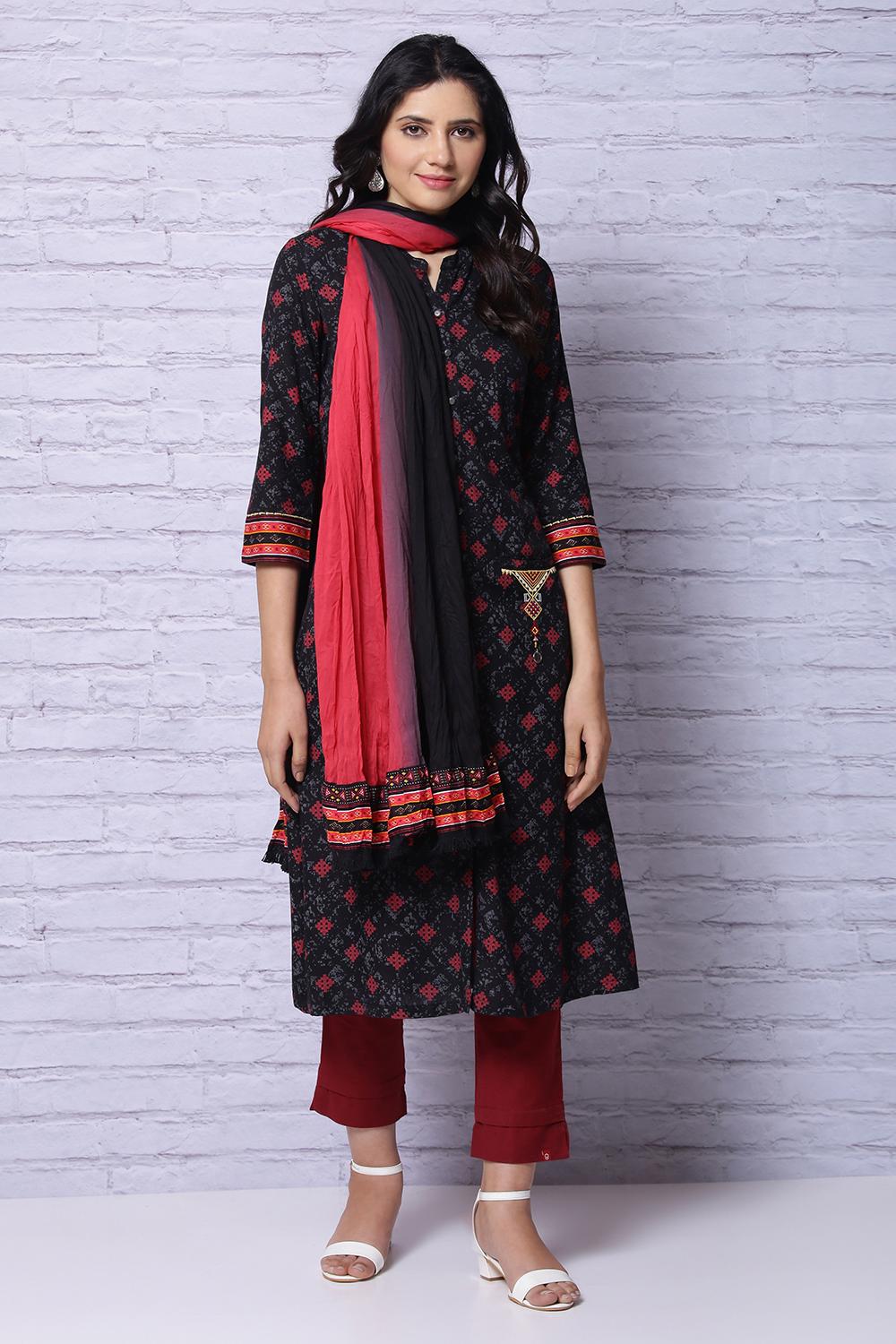 Black And Red Cotton Dupatta