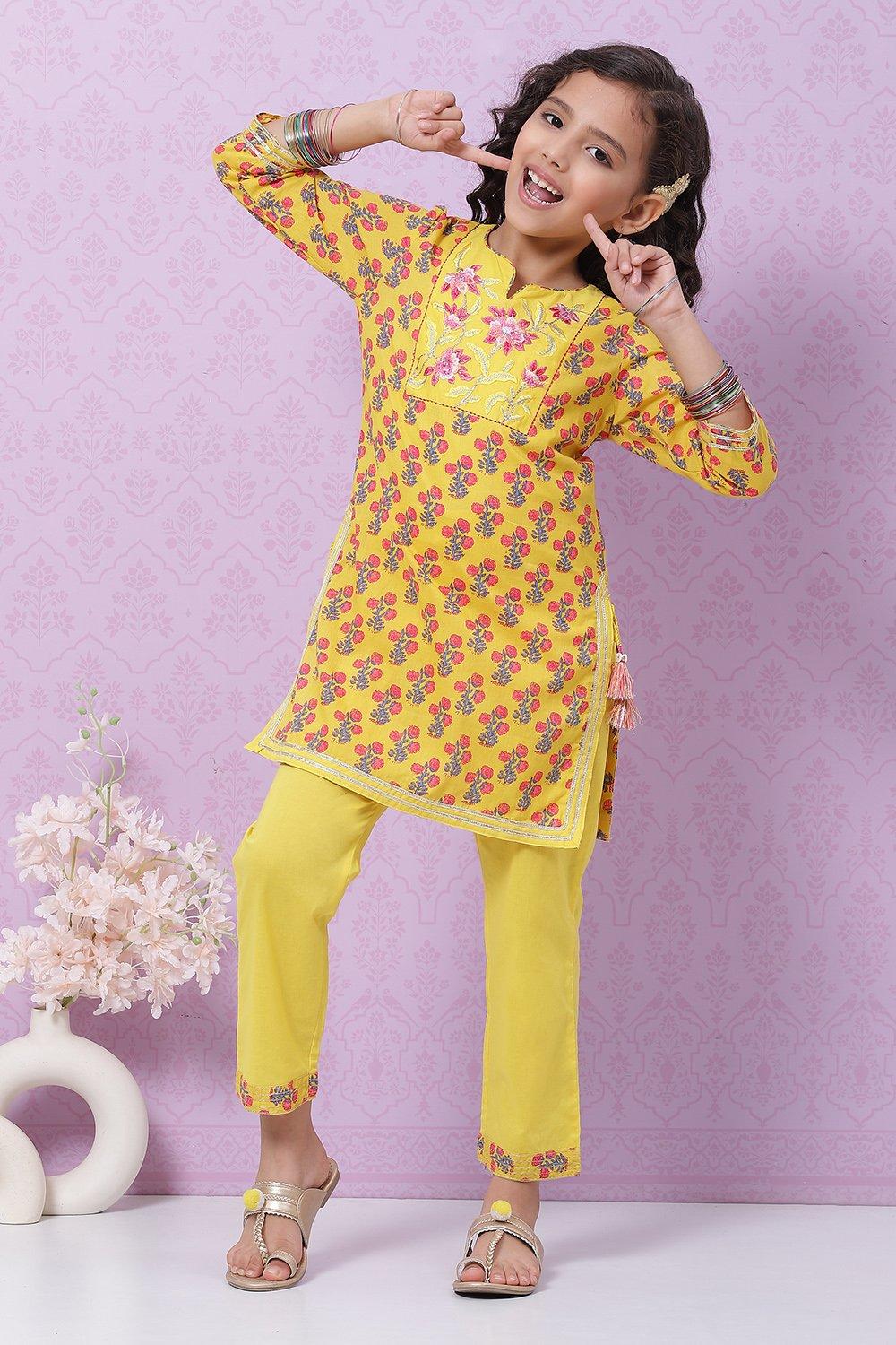 Buy online Yellow Cotton Straight Kurta Set for women at best ...