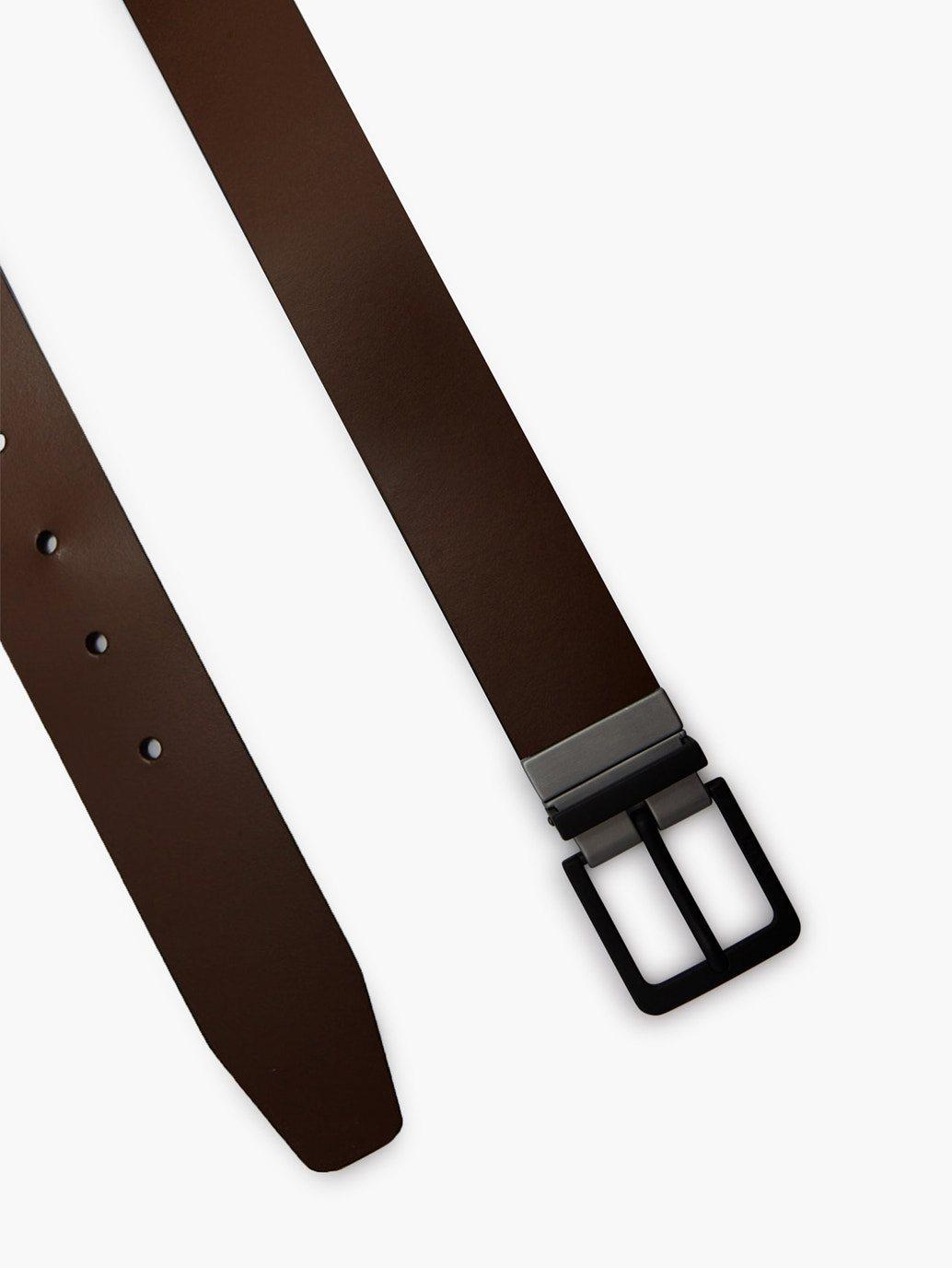 Levi's® Hong Kong mens louis reversible belt D60080001 13 Details