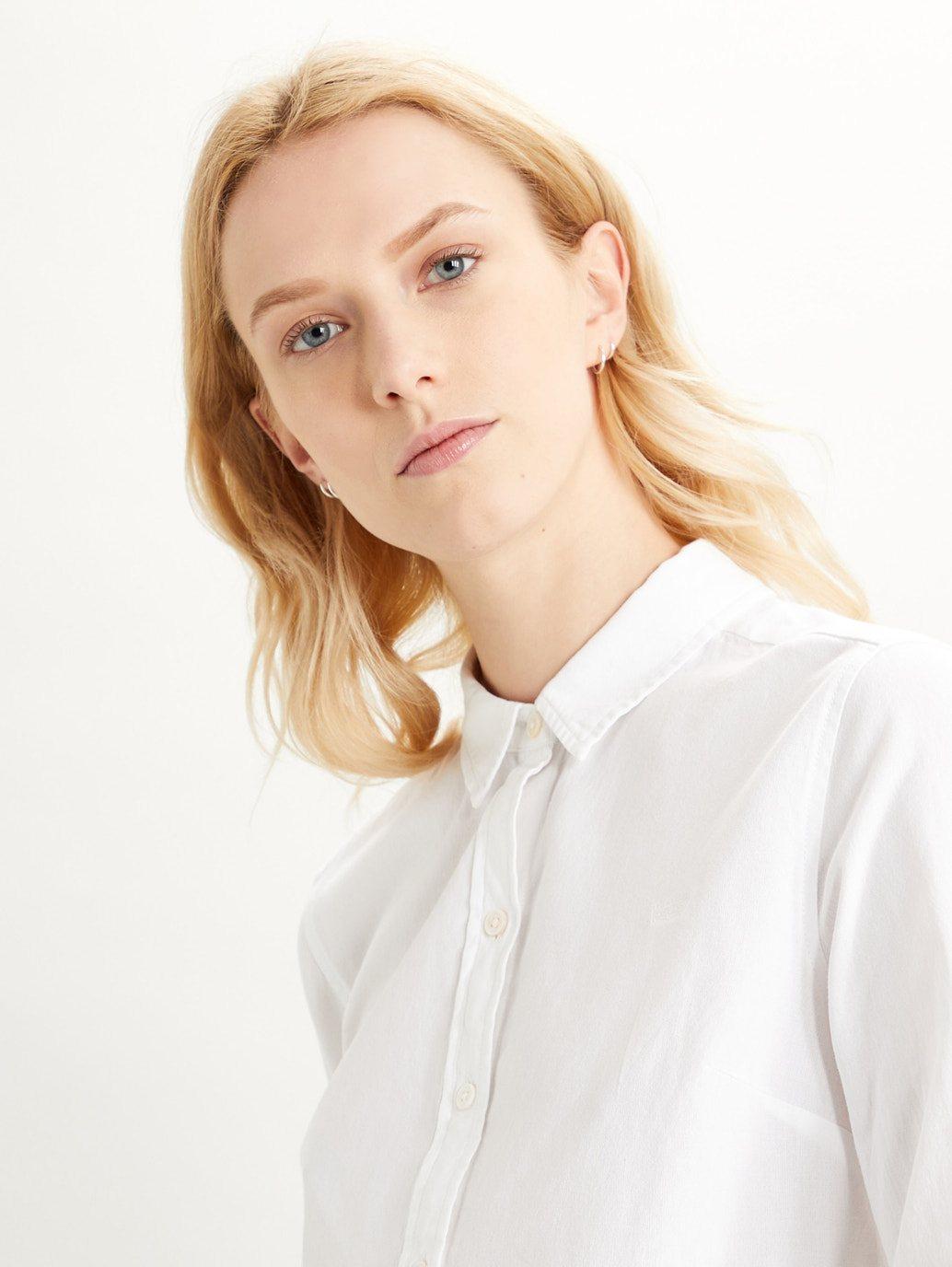 Buy Levi's® Women's The Classic Shirt | Levi's® Official Online Store SG