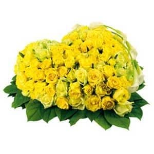 50 Yellow Roses Heart Shape