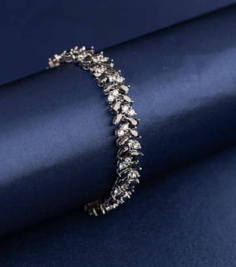 Enchanted Crystal Bracelet (Brass)