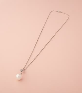 Pearls Of Excellence Pendant (Brass)