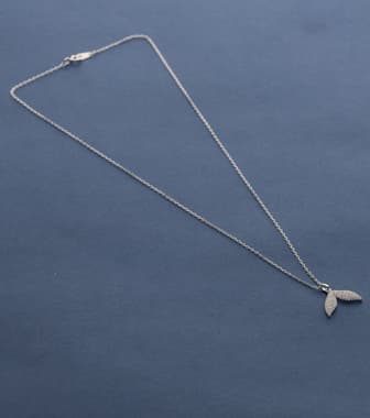 Sliver Dolphin Tail Necklace  (Silver)