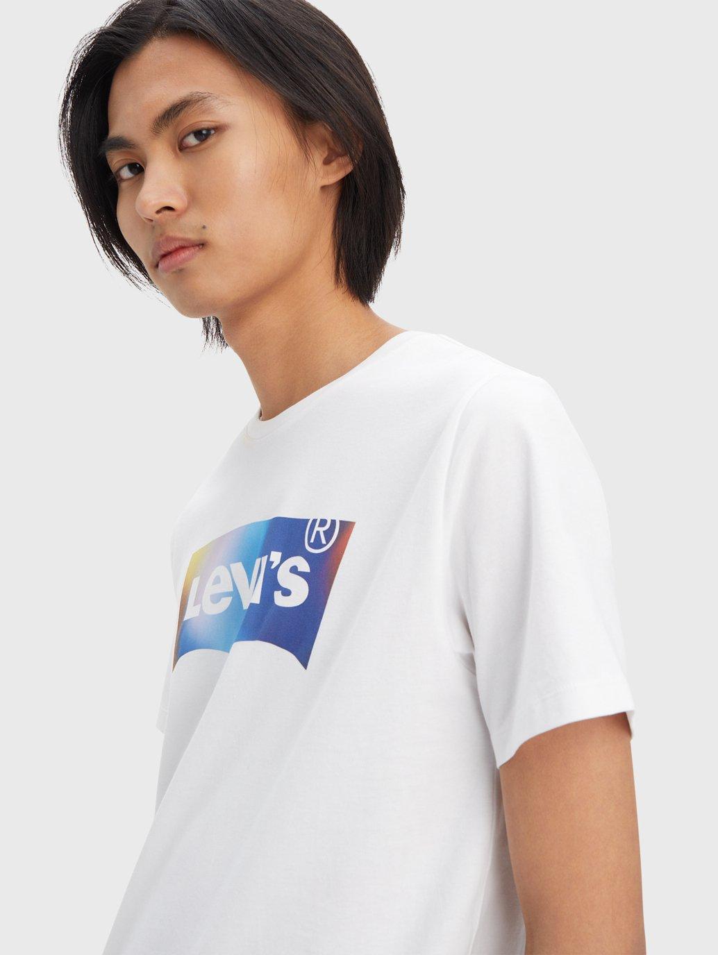Buy Levi's® Men's Classic Graphic T-Shirt| Levi's® Official Online Store PH