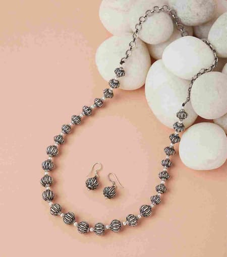Silver-Antique-Necklace-FJ1736021_1.jpg