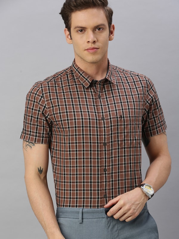 Mens Brown Regular Collar Checks Shirt
