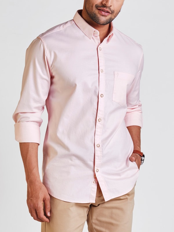 Mens Pink Solid Slim Fit Casual Shirt
