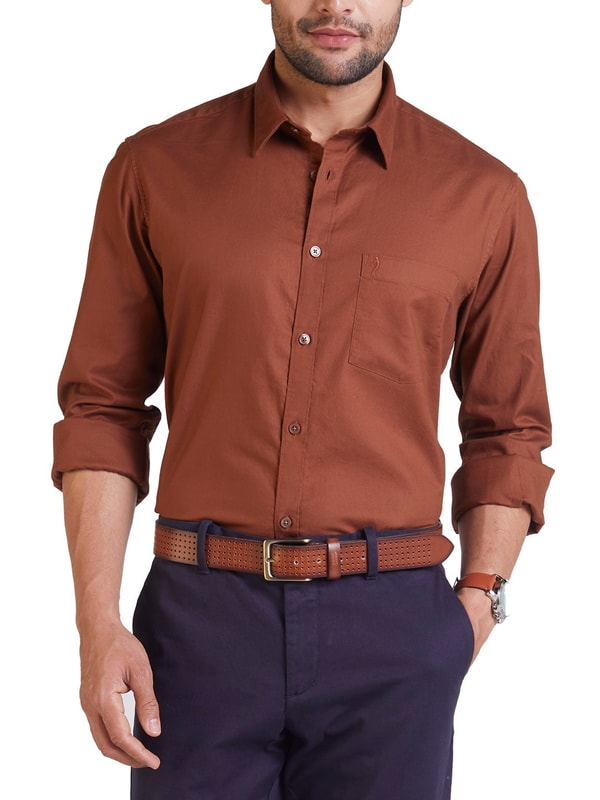 Mens Red Solid Slim Fit Casual Shirt