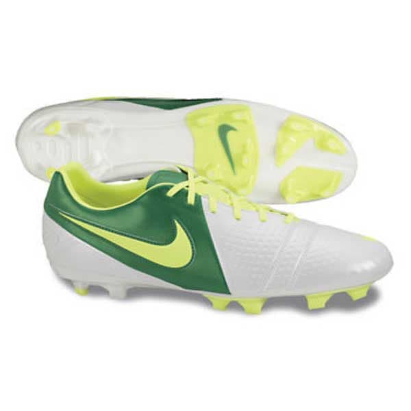 Nike CTR360 Libretto III Football Shoes