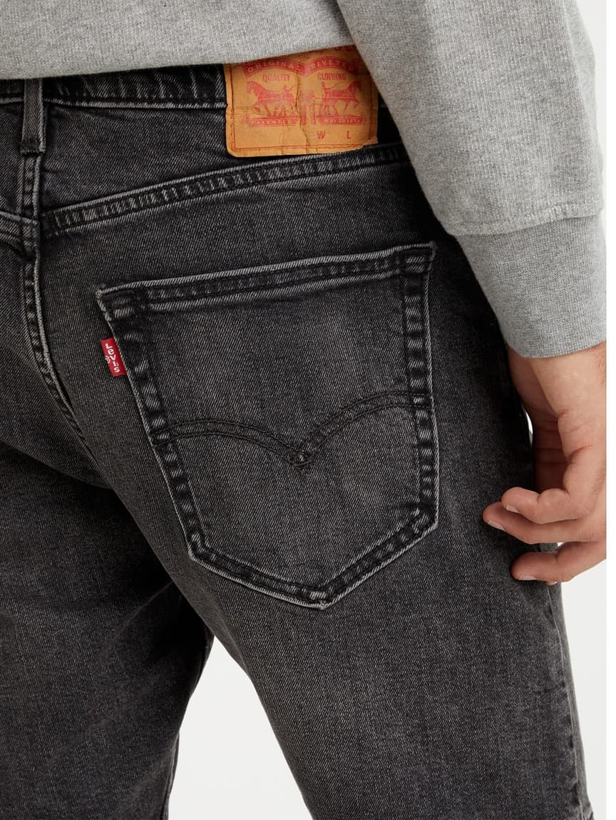 Buy Levi’s® Men's 412 Slim Shorts | Levi’s® Official Online Store PH