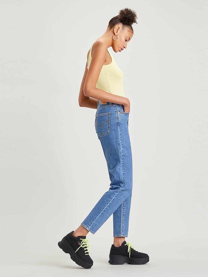 Buy Levi's® Women's High-Waisted Mom Jeans | Levi's® Official Online Store  MY