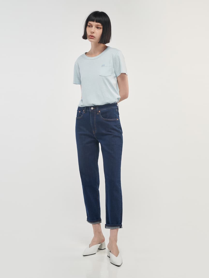 levi's women's cropped boyfriend jean