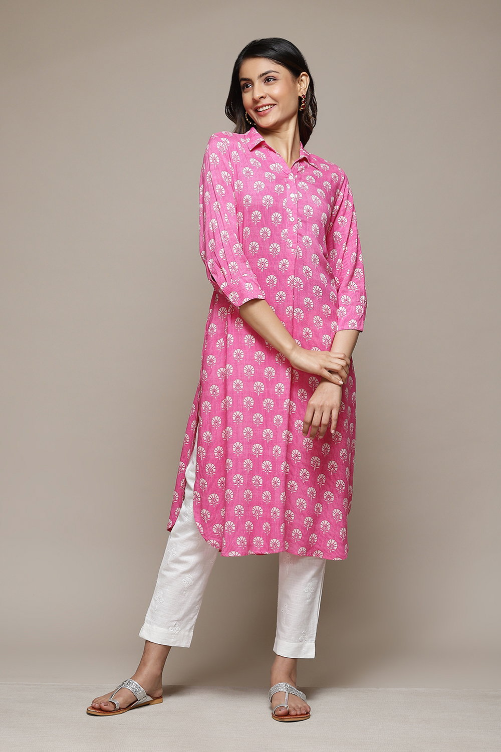 

Pink Rayon Straight Printed Kurta