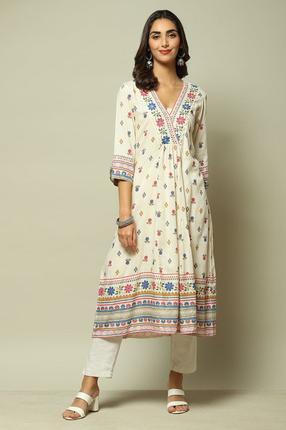 

Ecru Rayon Straight Printed Kurta