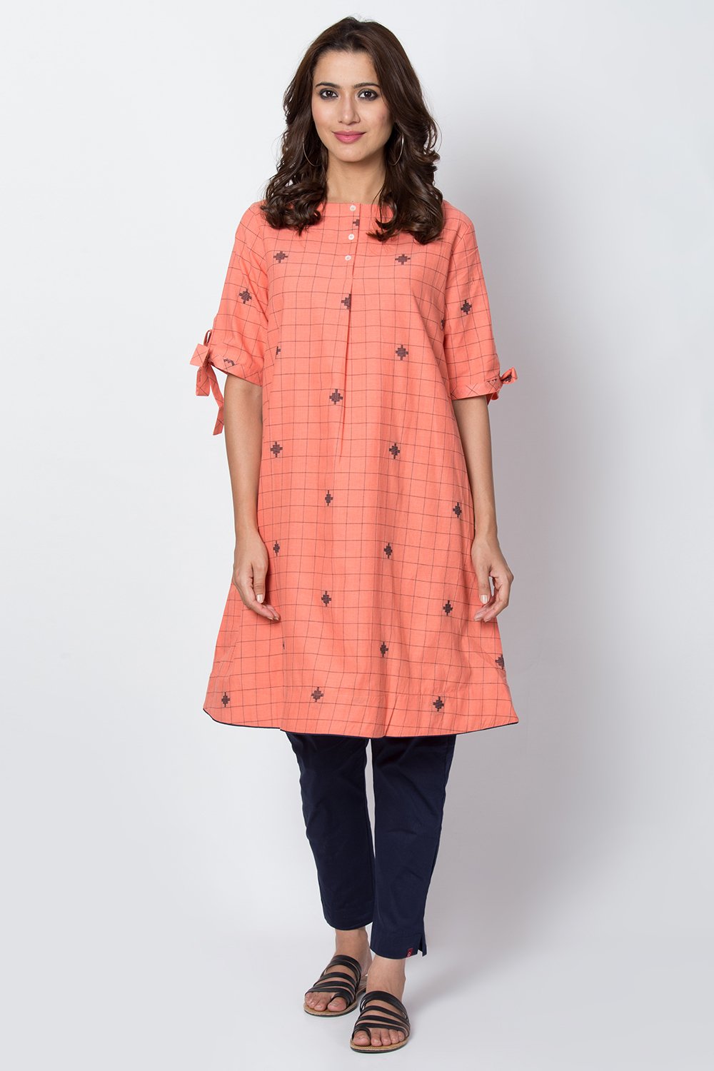 

Coral Cotton A-Line Yarndyed Kurta