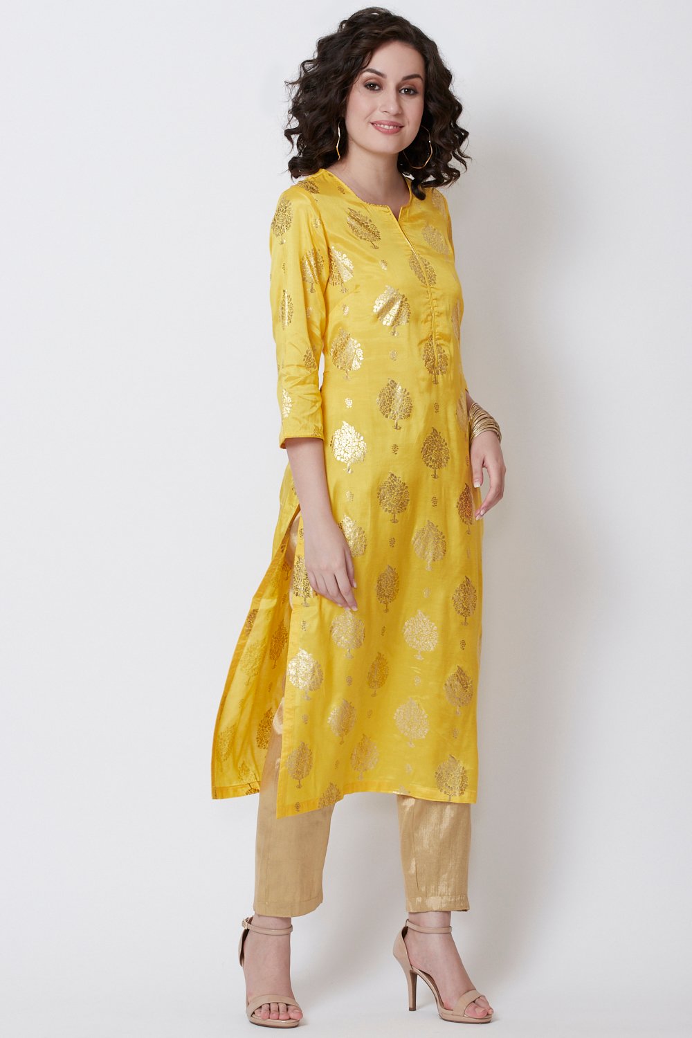 

Yellow Viscose Straight Printed Kurta