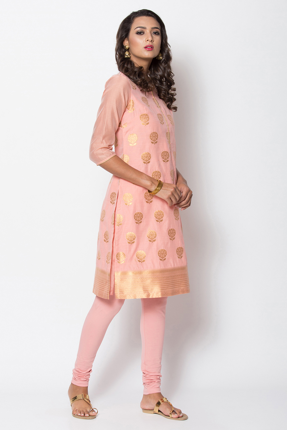 

Coral Red Poly Metallic Cotton Straight Yarndyed Kurta