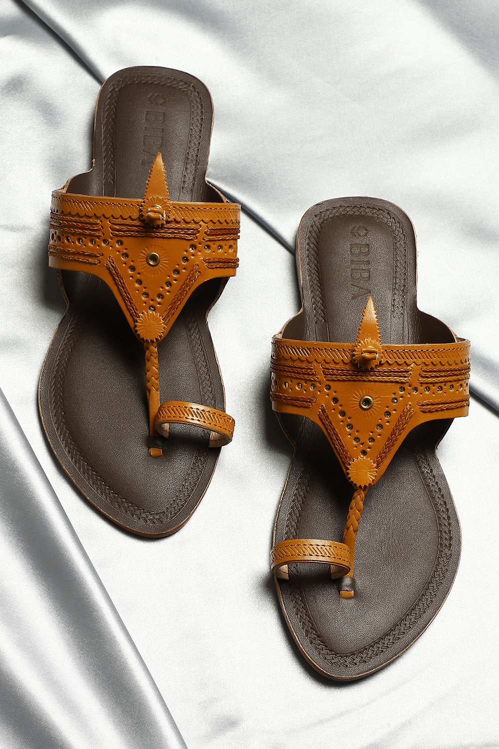 

Mustard Yellow & Dark Brown Leather Kolhapuri Sandals