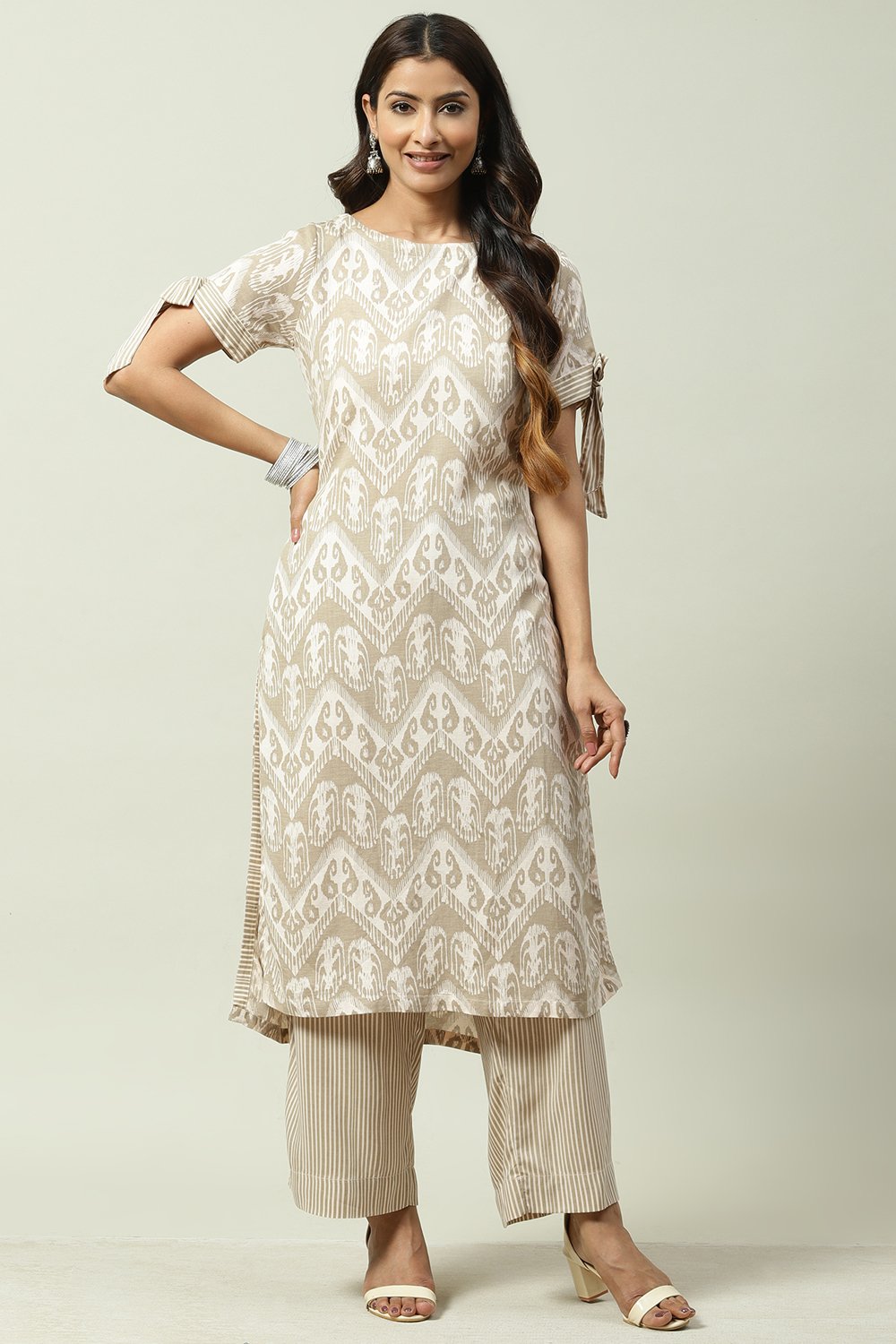 

Beige Rayon Fusion Printed Kurta Set