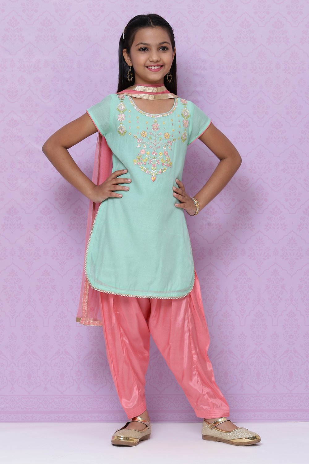 

Sea Green Poly Cotton Girls Straight Kurta Salwar Suit Set