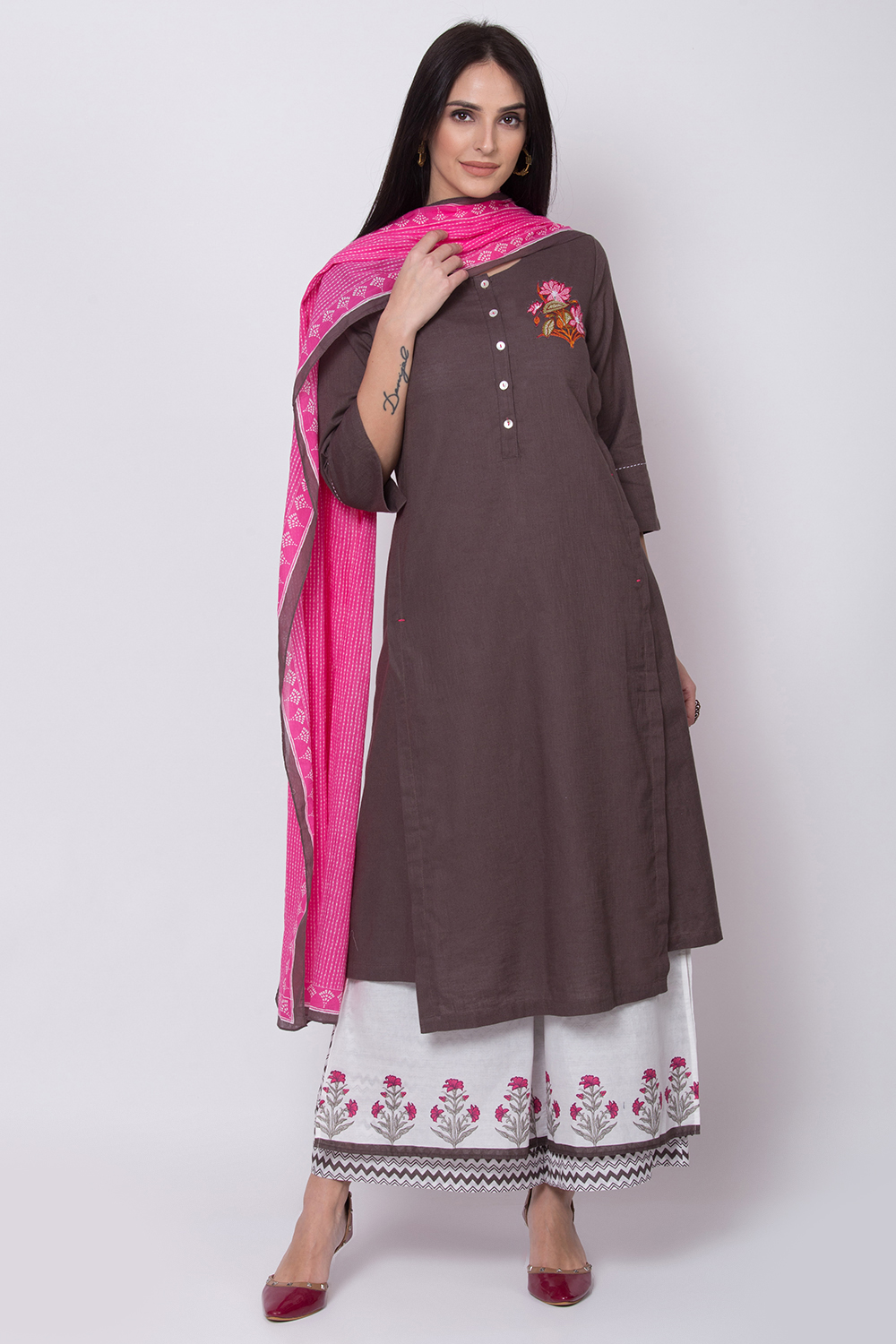 

Charcoal Cotton A-Line Kurta Palazzo Suit Set, Charcoal black