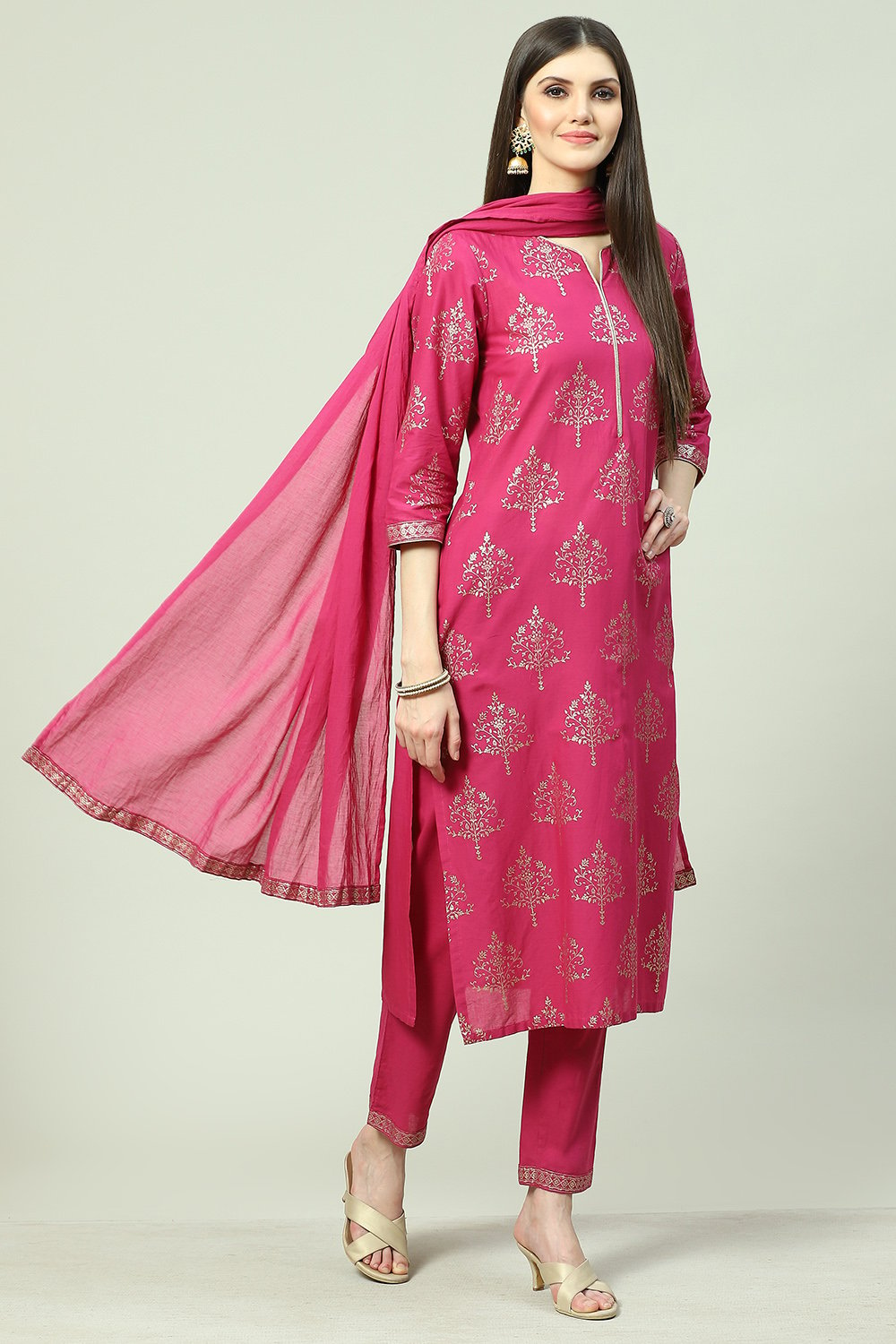 

Magenta Cotton Straight Kurta Regular Pant Suit Set