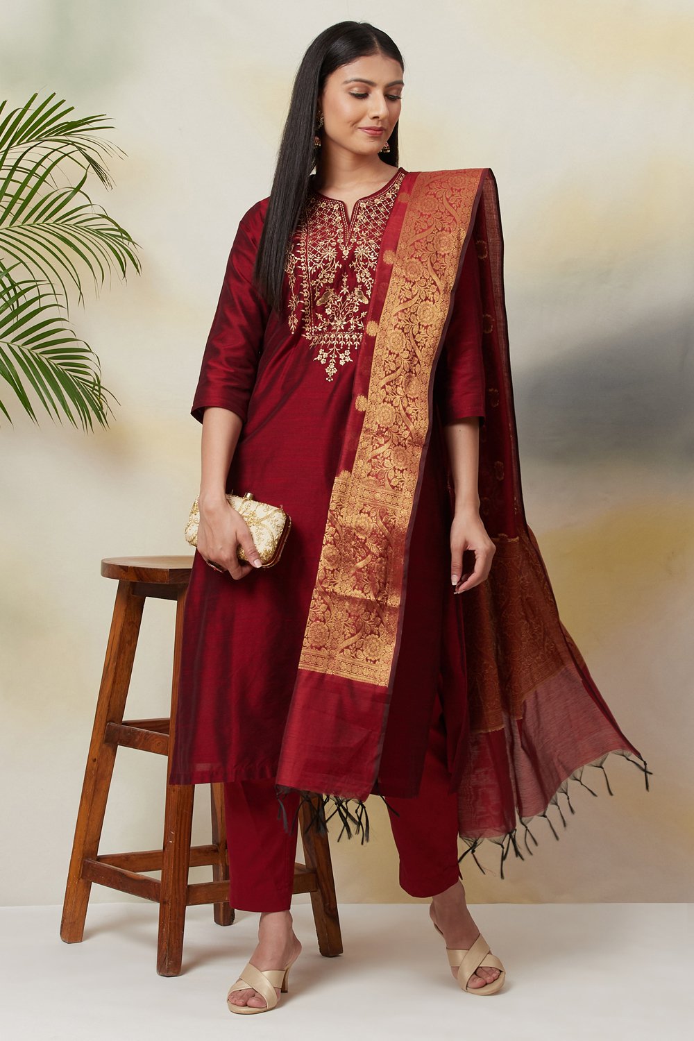 

Maroon Poly Viscose Straight Kurta Slim Pant Suit Set