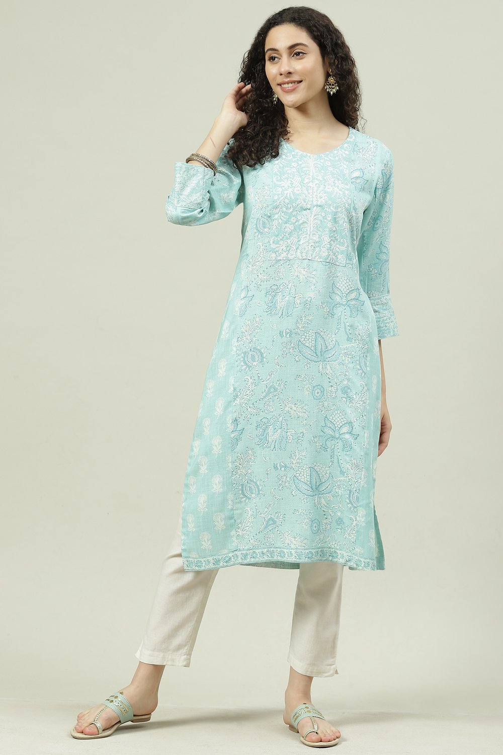 

Turquoise Rayon Straight Printed Kurta, Turq