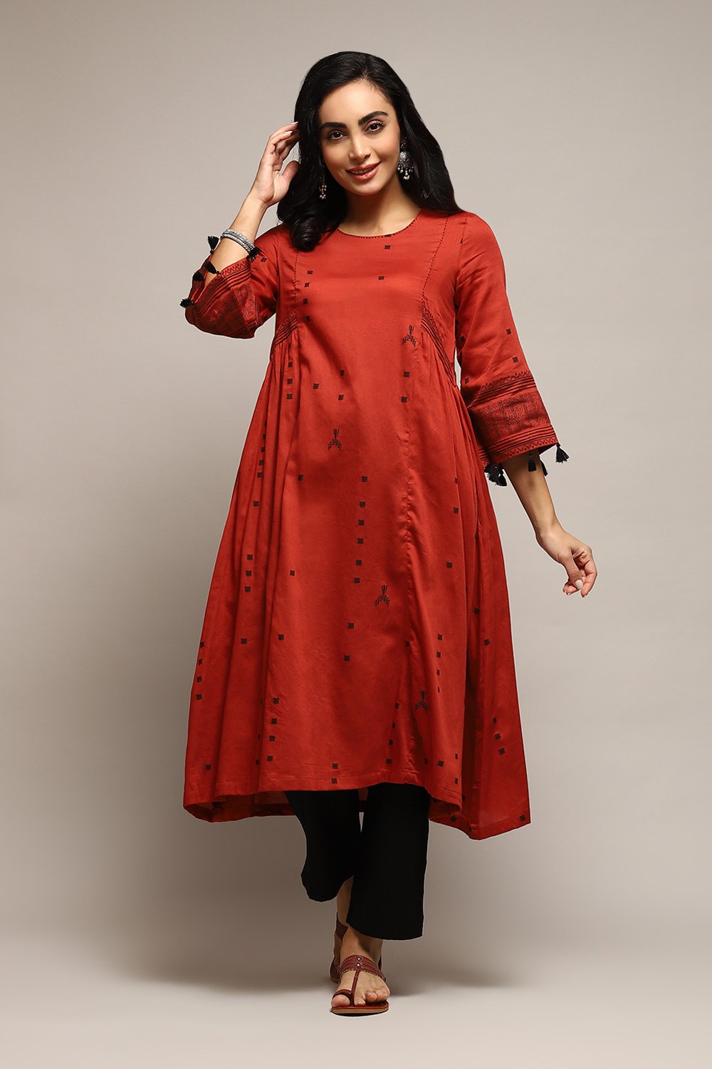 

Burnt Orange Poly Cotton Flared Yarndyed Kurta